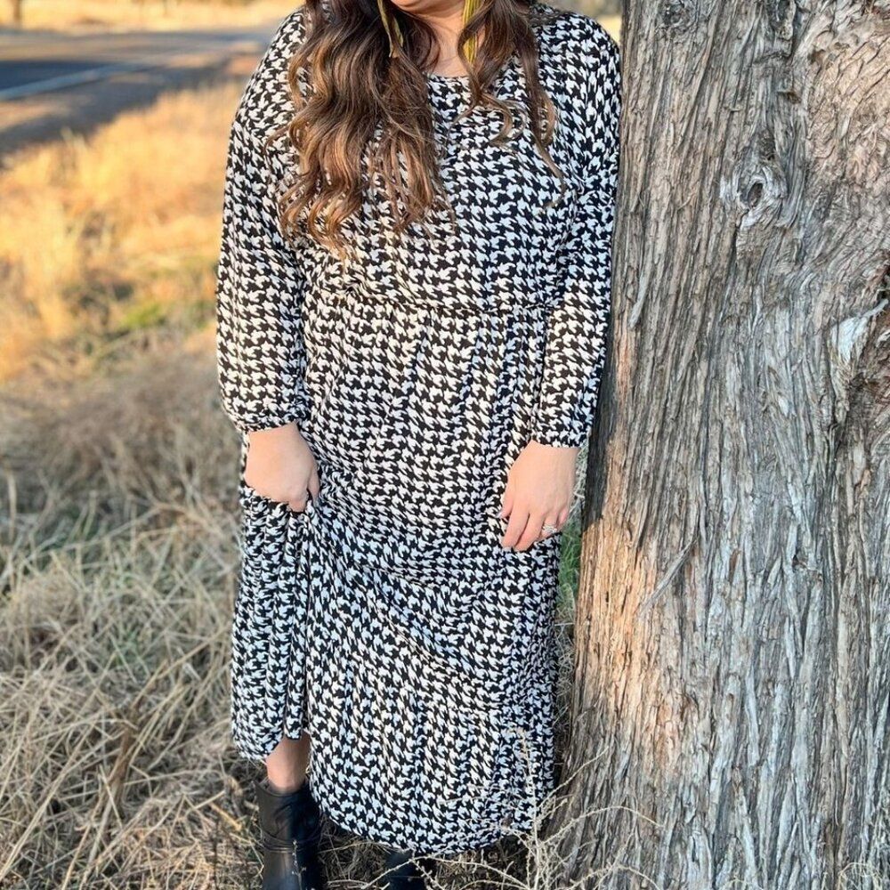 NEW 3XL LuLaRoe Smocked Waist Maxi Dress Long Sleeve Black‎ Houndstooth Plaid